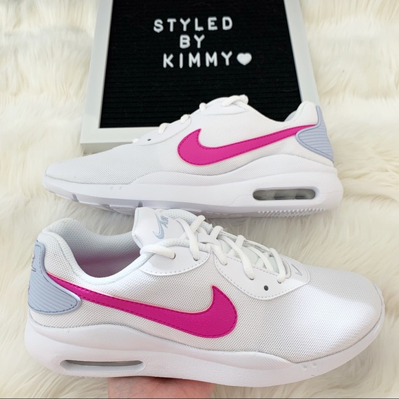 Nike Shoes - 🌸 NIKE Air Max Oketo Nike Shoes Sneakers NEW